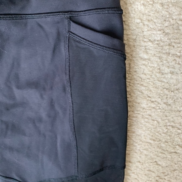 Lululemon size 6 pants see through mesh - Picture 4 of 9